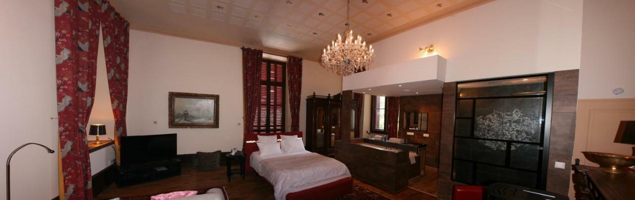 Maison d'hôtes Château De La Grange Les Pradeaux