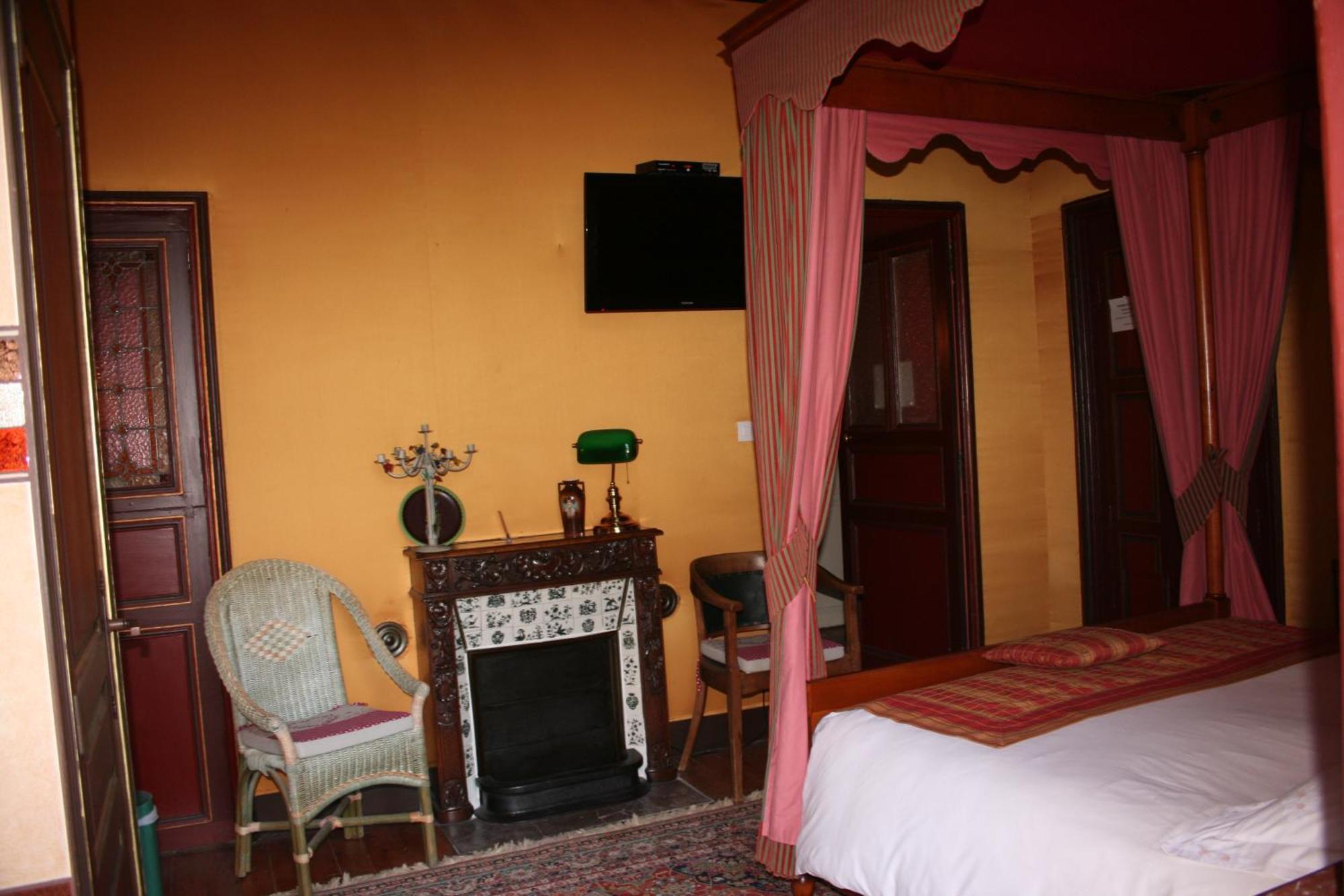 Chateau De La Grange 3* Les Pradeaux